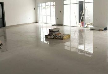 DISEWAKAN RUANG USAHA MAINROAD KOPO KETAPANG PARKIRAN LUAS SEKALI