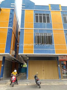 Disewakan Ruko 3 Lantai Penuin Center Dekat Pusat Perbelanjaan