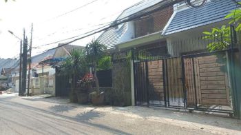 rumah cantik siap huni strategis tebet barat