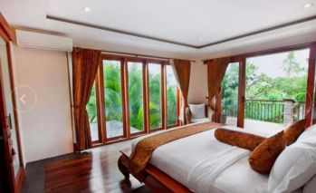 Sell Rumah: Villa Berawa canggu