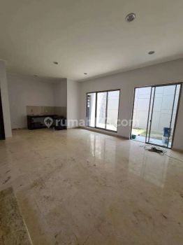 Disewakan Rumah Golf Island 8x15 lokasi strategis