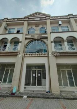 Disewakan Ruko 2.5 Lantai di Grand Galaxy City