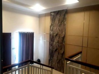 RUMAH BARU MURAH TANAH LUAS LOKASI STRATEGIS DI JAKARTA SELATAN