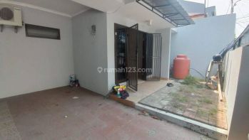 Di sewakan rumah cantik di kayuputih Jakarta Timur