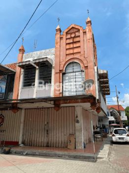 RUKO 2 LANTAI POSISI DEPAN, HOOK, HADAP JALAN RAYA