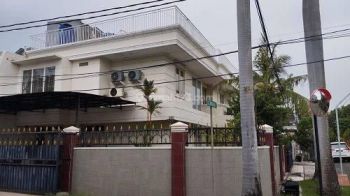 Dijual Hrg Menarik Rumah Hook Janur Asri Lt 235 Lb 315 Strategis Rapi Jalan