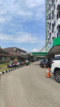 Sewa apartemen green lake view ciputat (GLV) dekat Baileys city murah