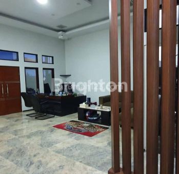 RUKAN MULTIGUNA MAINROAD HOLIS