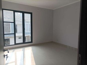 Rumah 2 Lantai Eksklusif Lokasi Premium Bintaro Dekat Stasiun Sudimara