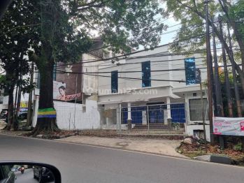 Gedung di Mainroad Sukajadi, Bandung Bagus SHM