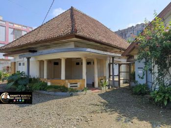 Villa Hadap Selatan Jual Cepat 1 Lantai di Sukabumi Jawa Barat SC10754