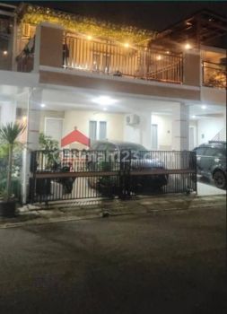 Rumah Bonus Kolam Renang, Semi Furnish 2 Lantai di Sakura Regency 3, Dekat