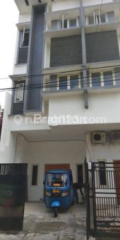 RUKO RAWA KEPA 3 LANTAI
