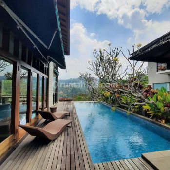 Rumah Mewah Resor Dago Pakar. Di Cluster Terbaik