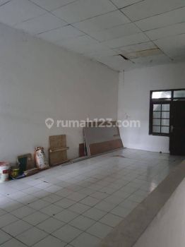 Disewakan Ruko 2 Lantai Terawat di Taman kopo indah 2