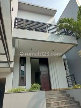 Taman Kebon Jeruk Intercon, Dekat Puri Indah Dijual Rumah Bebas Banjir Jalan