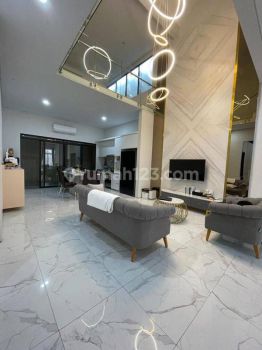 Rumah 2 Lantai Semi Furnished SHM di Lokacitra Kbp, Bandung Barat