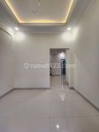 thumbnail-di-jual-rumah-baru-design-classic-di-rawamangun-jakarta-timur-2