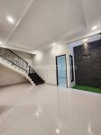 thumbnail-di-jual-rumah-baru-design-classic-di-rawamangun-jakarta-timur-4