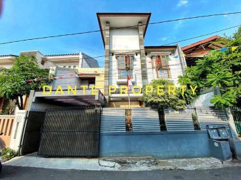 Siap Huni Jalan 2 Mobil Dekat Ke Smpn 115