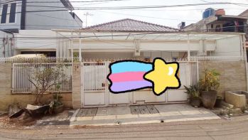 Rumah Rapih Bebas Banjir di Rawamangun Semi Furnished
