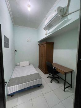 Disewakan kamar kos khusus karyawan laki-laki