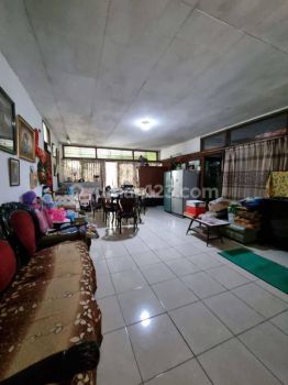 Rumah Cocok Untuk Keluarga Besar Lokasi Aman di Garuda