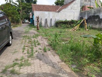 Murah 6 Jutaan, 5 menit Kampus UGM Jogja, Ideal Kost