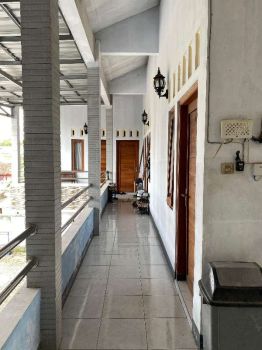 Sell Rumah Kosan: dijual kost 2 lantai