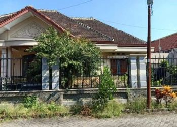 DI JUAL RUMAH LOKASI JALAN BOROBUDUR SUHAT