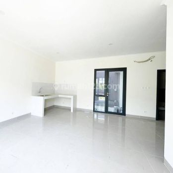 Disewakan Rumah Baru Kt 3 Kosongan di Baroni Gading Serpong