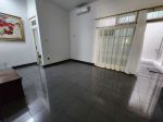 thumbnail-sewa-rumah-pondok-indah-jakarta-selatan-10