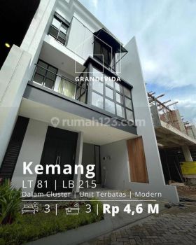 Rumah 3 Lantai Unfurnished Baru SHM - Sertifikat Hak Milik di Kemang