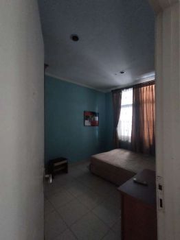 SEWAKAN RUMAH DI PERUMAHAN LIPPO CIKARANG