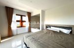 thumbnail-modern-three-bedroom-enclosed-living-complex-villa-in-ungasan-yrr3273-10