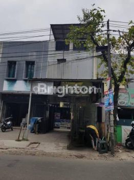 RUKO 2,5 LANTAI GUNUNG BATU