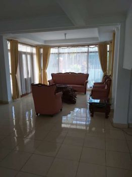 Dijual Cepat Rumah Besar Bisa Untuk Kost-an dekat Alun-Alun Bandung