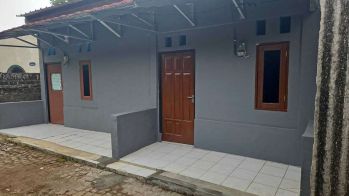 Disewakan Rumah Petakan di Jalan Raya Bogor Km.37,5 depan terminal