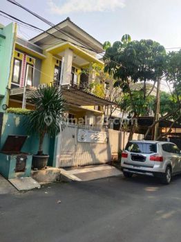 Rumah 2 Lantai Sangat Strategis Dan Bagus Grand Galaxy City, di Kota Bekasi