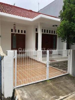 Jual Rumah Komplek Jatiwaringin Asri Harga Murah Dijual Cepat