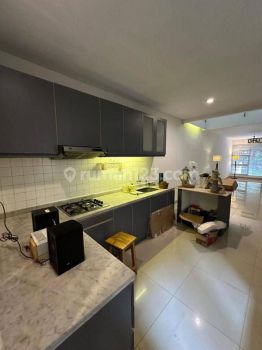 Rumah 2 Lantai Siap Huni Bagus Pondok Indah Jakarta Selatan