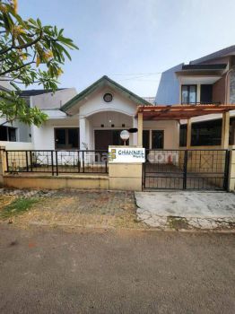 Dijual cepat rumah siap huni bagus kencana loka Bsd city, ea