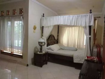 Jual murahVilla Luas ,fasilitas lengkap.