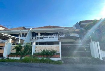 Murah Simpang Darmo Permai Utara, Row 3 Mobil, Strategis