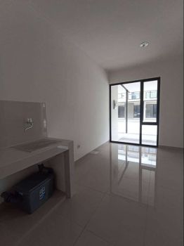 DISEWAKAN MURAH RUMAH PIK 2 MILENIAL PIK 2 EXT 6X10 2+1KT 2LT 25JT/TH