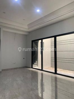 Rumah Siap Huni New Gress Split Level Waterfront Citraland