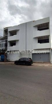 DIJUAL MURAH RUKO BESAR 3LANTAI SIAP PAKAI DI JLN SUDIRMAN BNDUNG