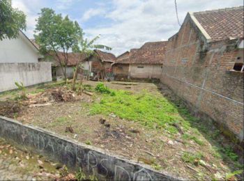 Tanah Sleman, Trihanggo, 4 Jt-an