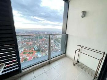 DISEWAKAN APARTEMENT THE PEAK RESIDENCE SURABAYA