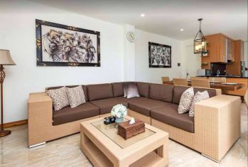 Disewakan Harian Villa Mewah 3 Kamar di Kerobokan Bali - BVI46677